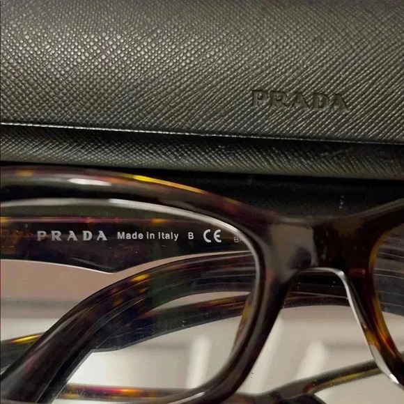 Prada eyeglass new condition with the case - Picture 4 of 16